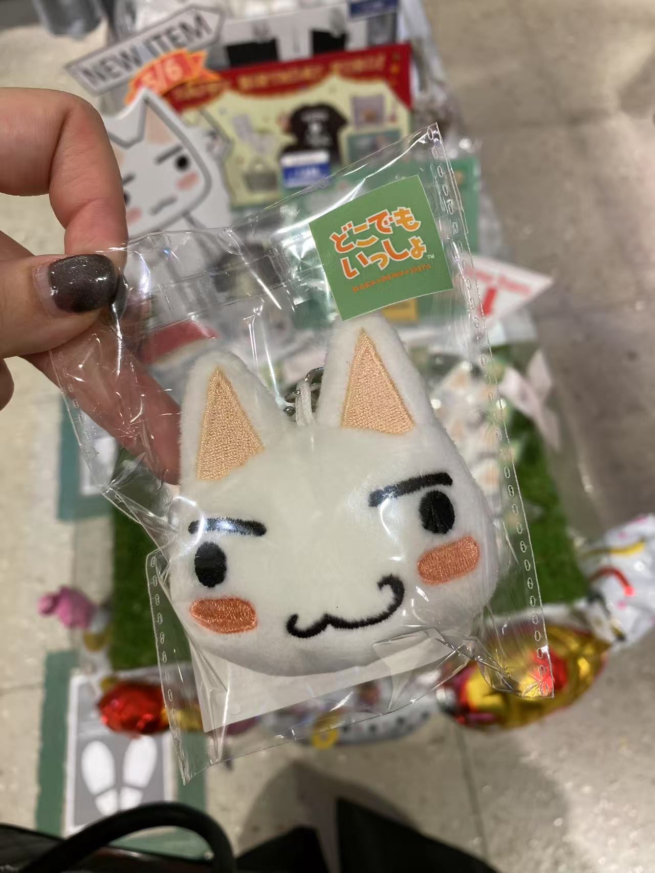 多罗猫 白色立耳朵坏笑猫咪  橘色腮红 毛绒挂件