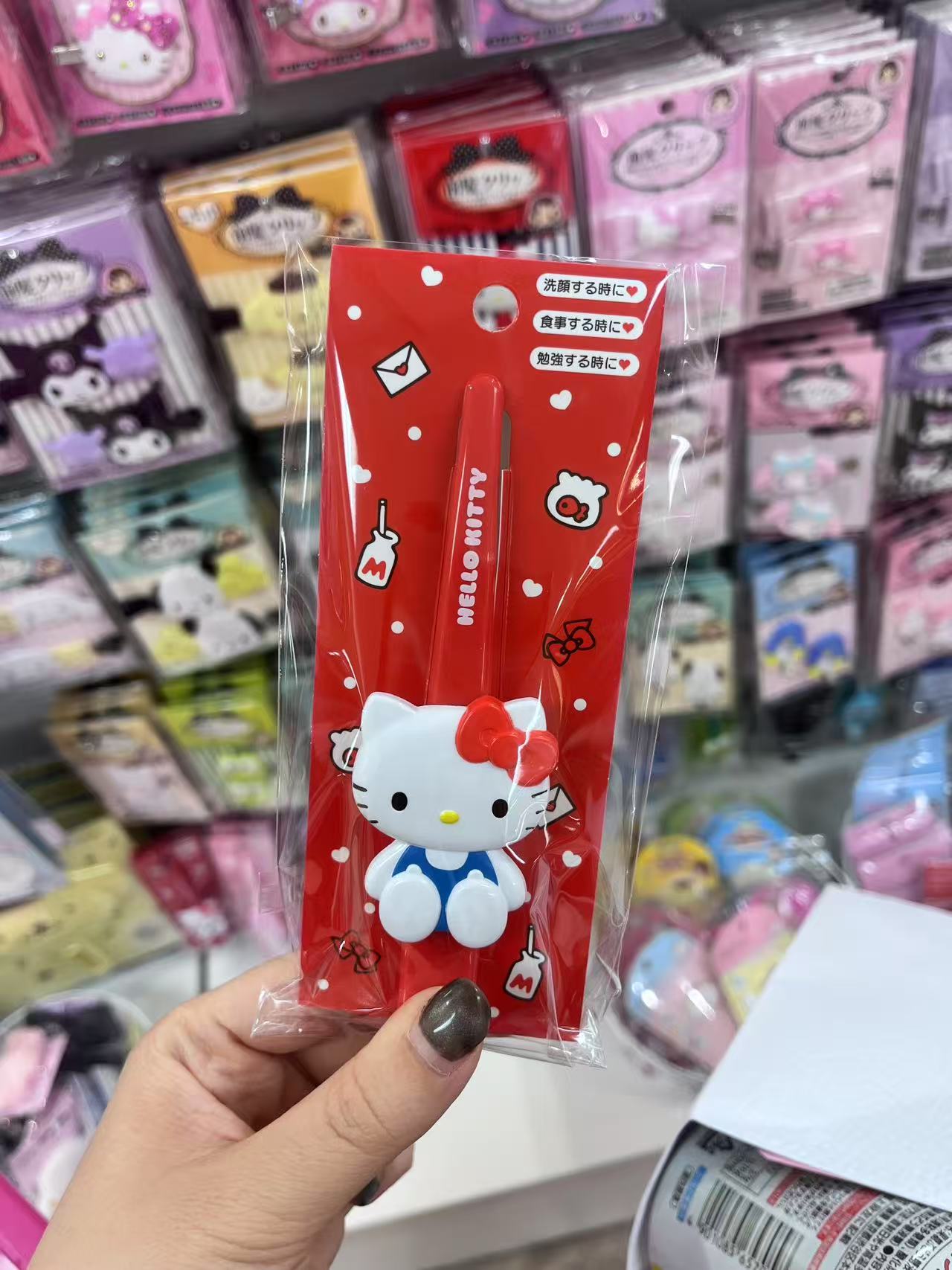 三丽欧 kt红色发夹 