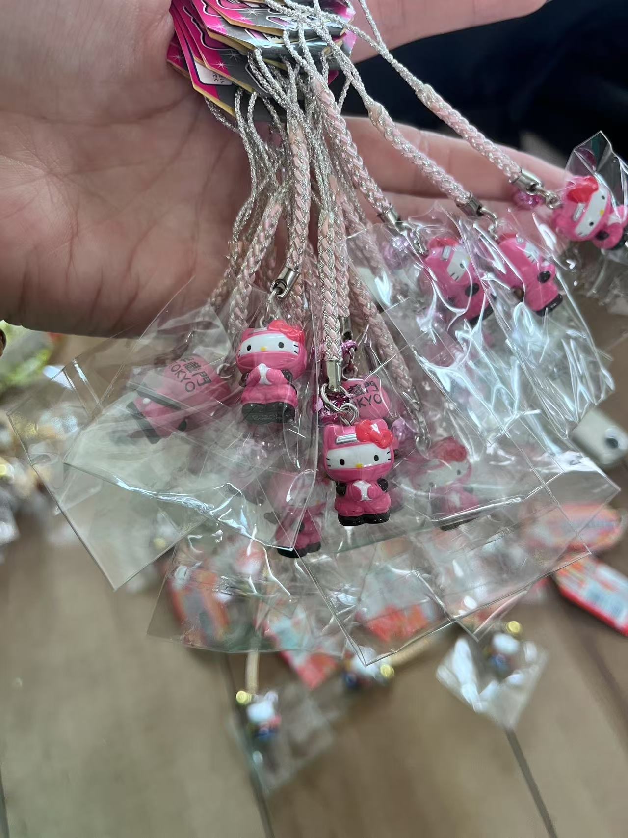 三丽欧 kt 粉色忍者钥匙扣