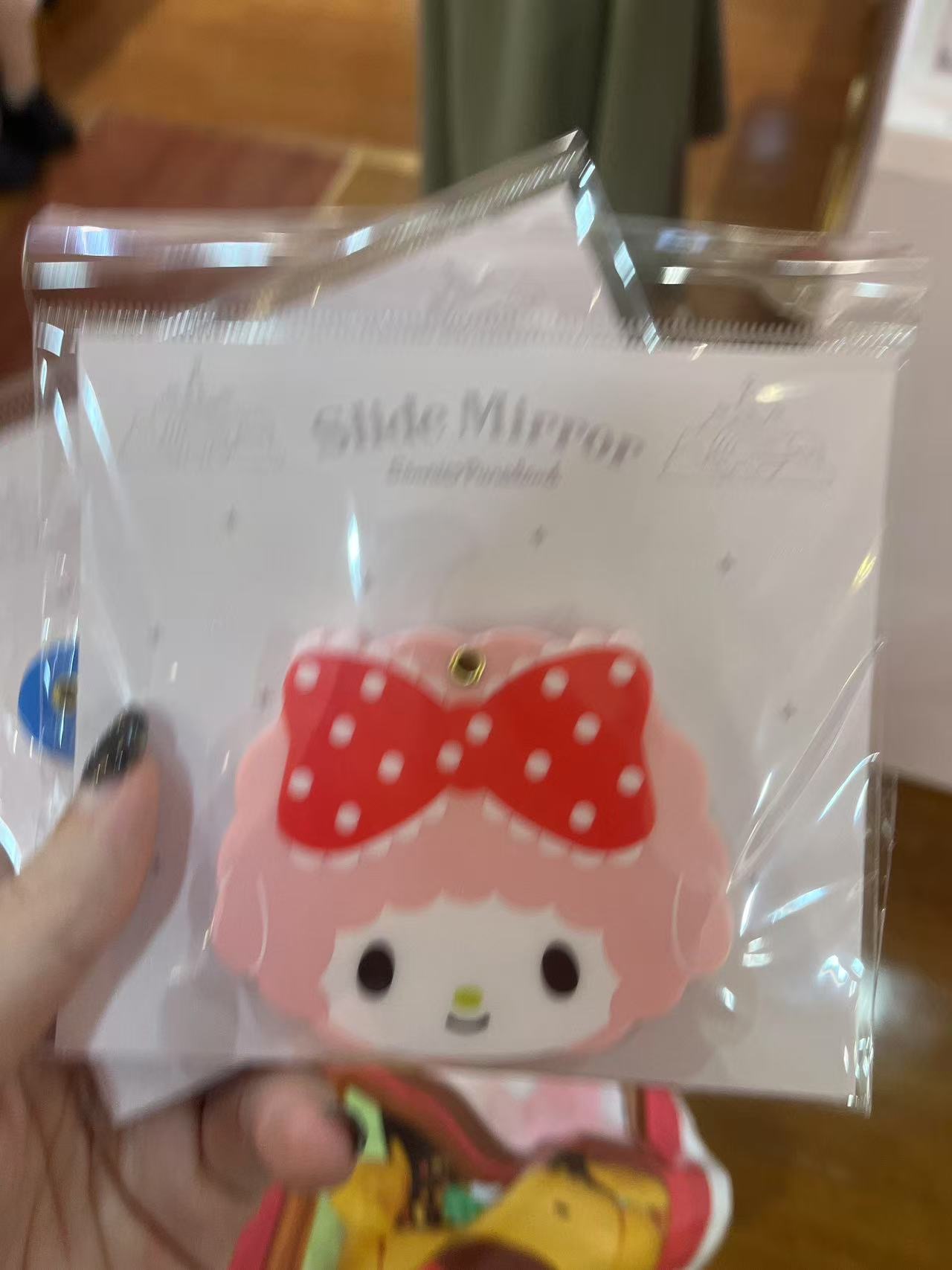 三丽欧 小羊 红色波点蝴蝶结