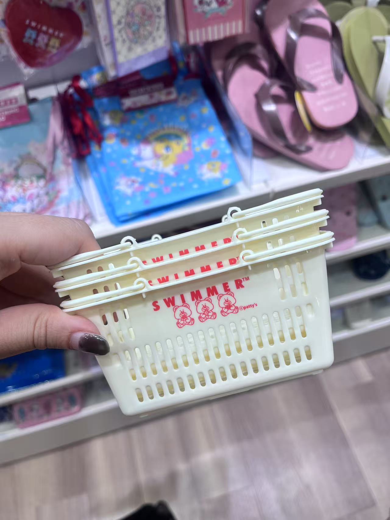 白色 Swimmer 框子