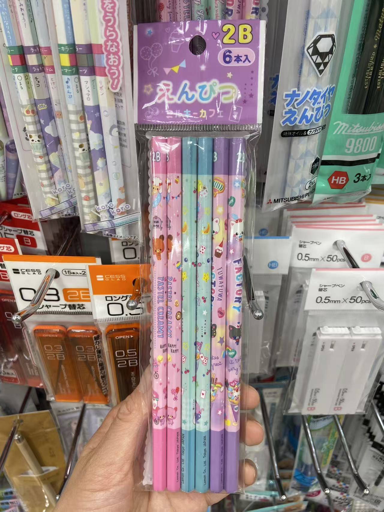 粉色绿色紫色 小熊可爱铅笔 6支