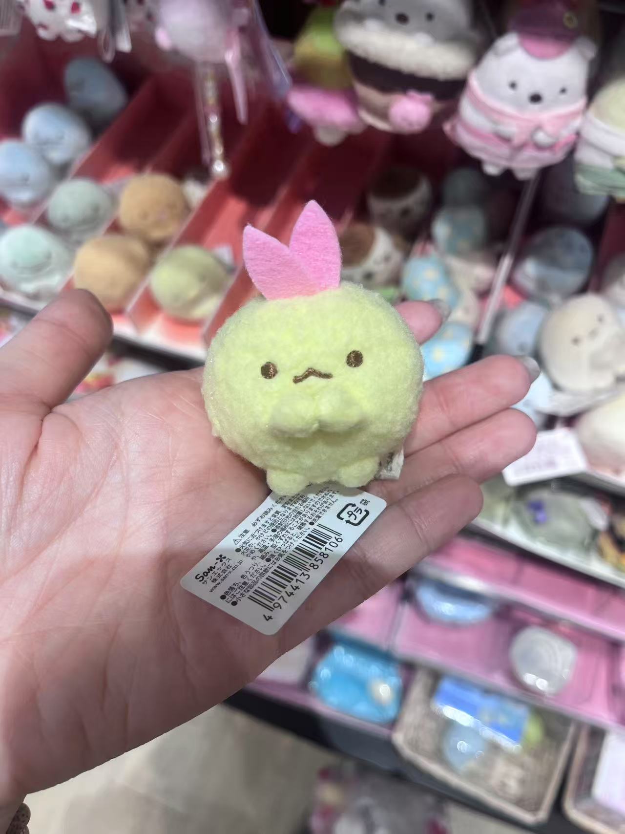角落生物 团子炸虾黄色 粉色蝴蝶结