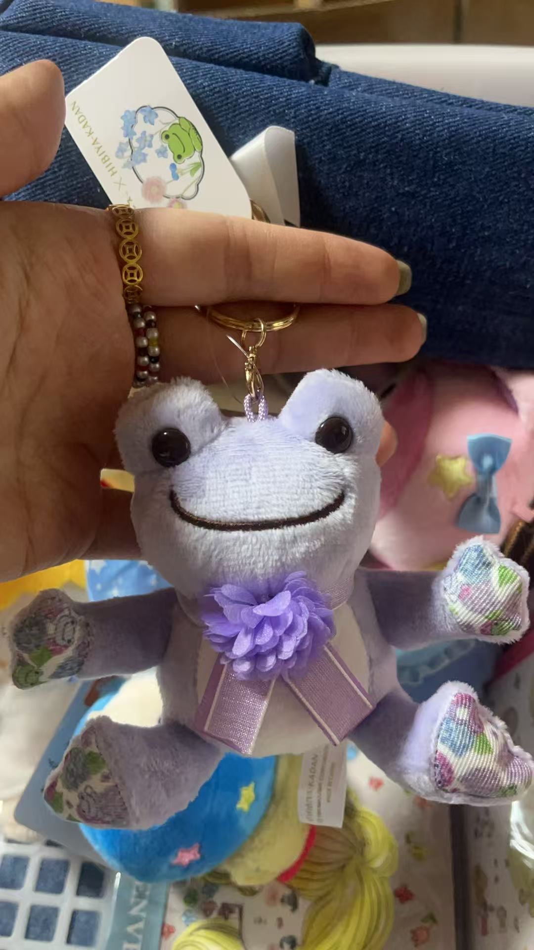 淡紫色可爱青蛙脚底带花纹 玩偶 挂件