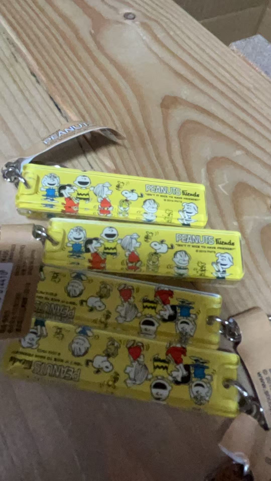 0723史努比人物系列 黄色牌 挂件