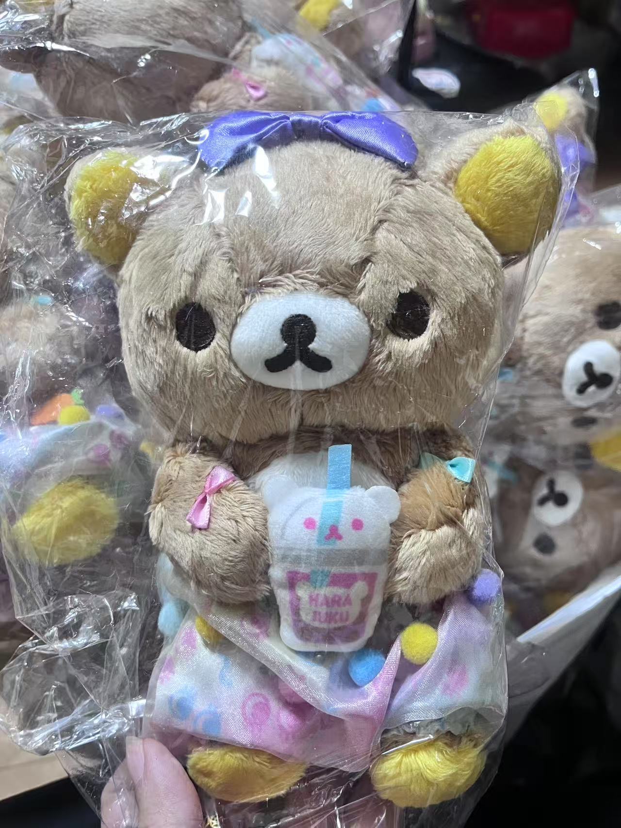 0726轻松熊 熊哥手拿小熊图案水杯