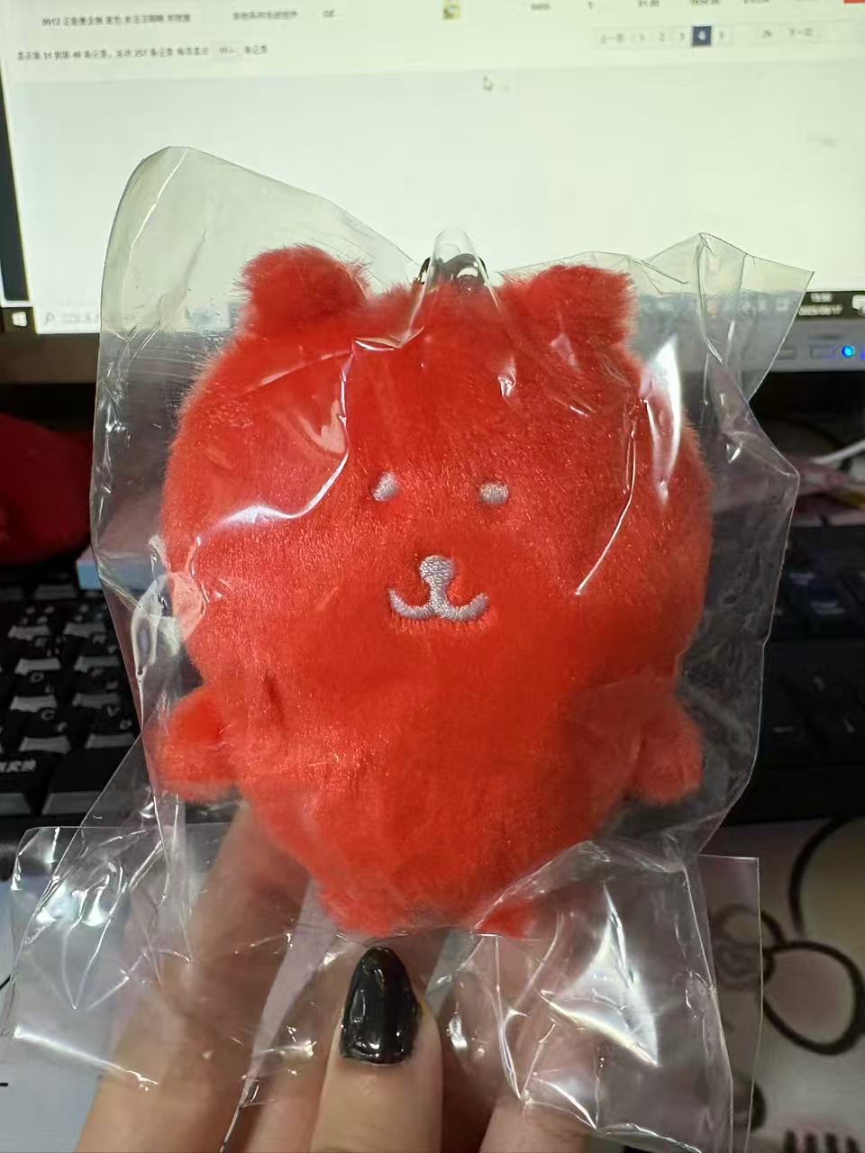 0917 自嘲熊 红色熊 挂件