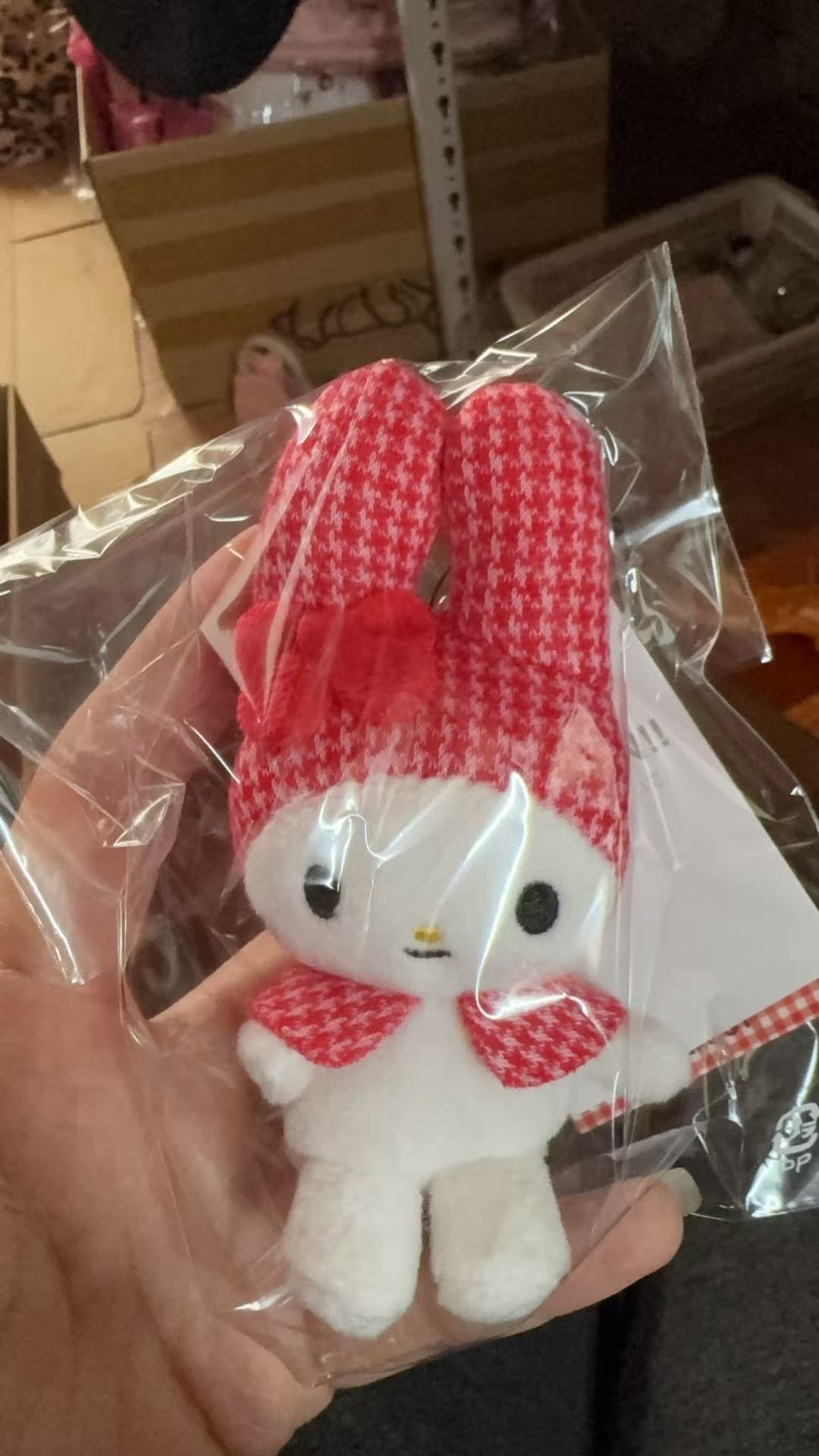 1001 红白格耳朵 美乐蒂 毛绒挂件