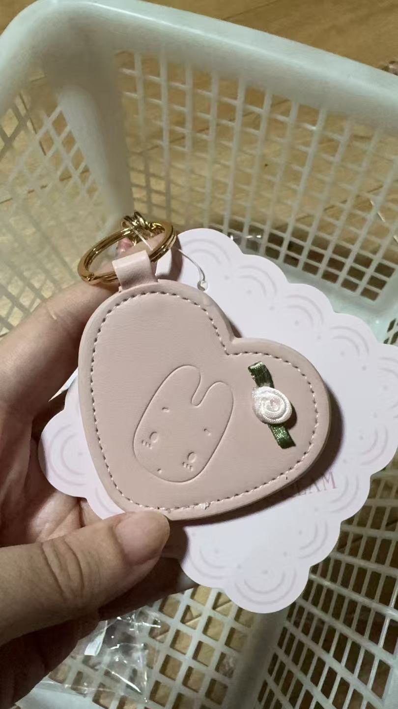 1009 三丽鸥 茉莉兔 粉色心形钥匙扣挂件