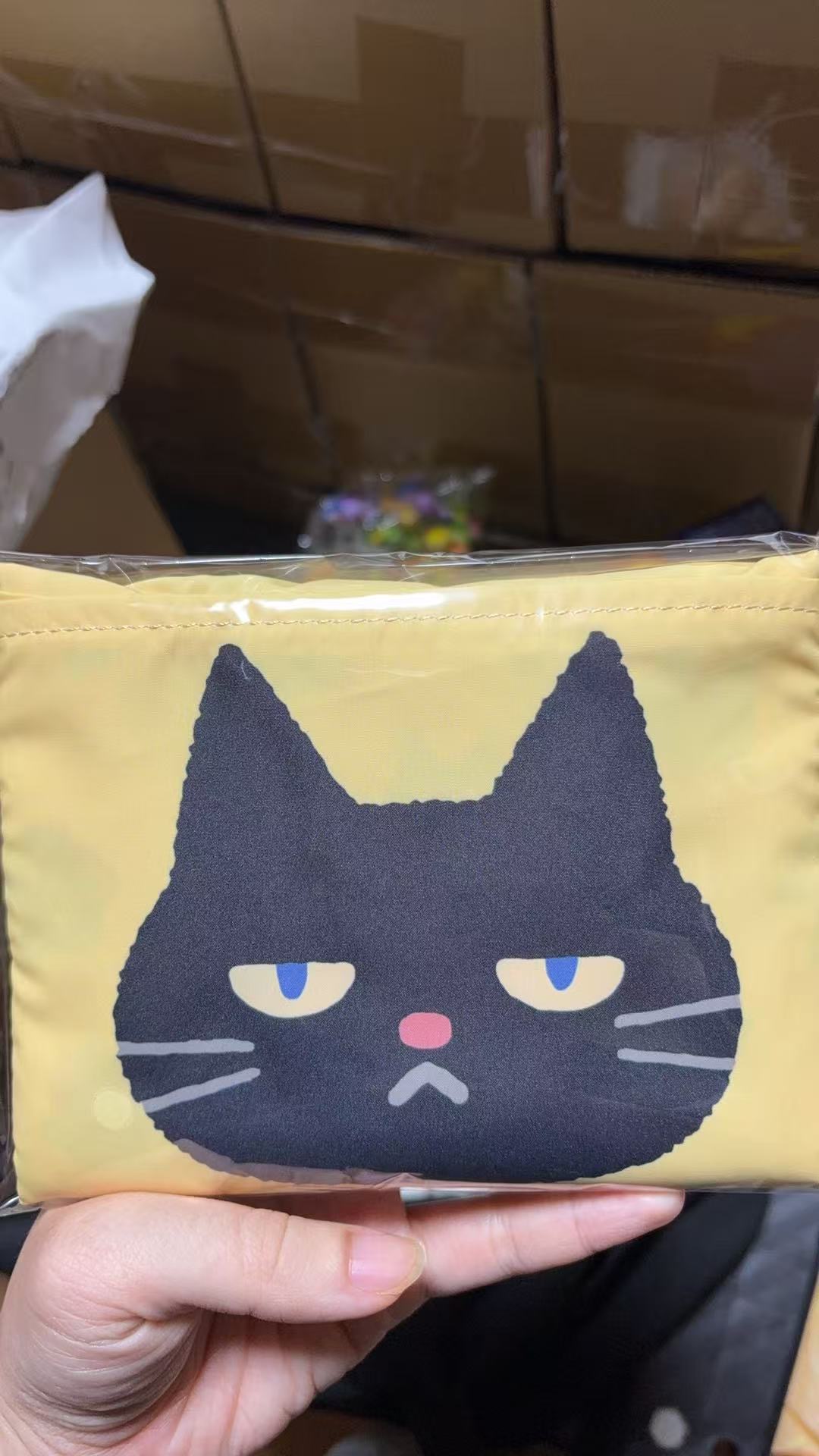 1014 黑猫头像 黄色布袋