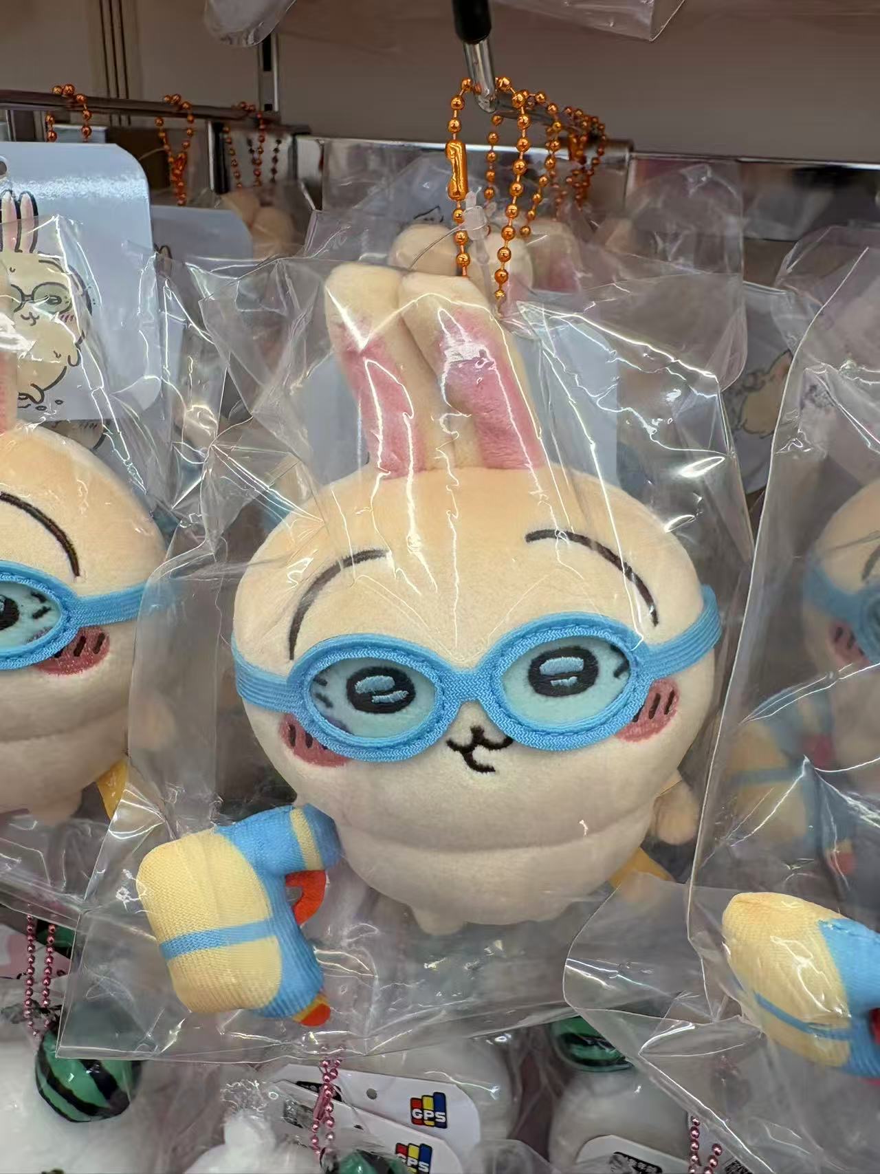 1022 CKW 乌萨奇 泳镜 水枪 毛绒挂件