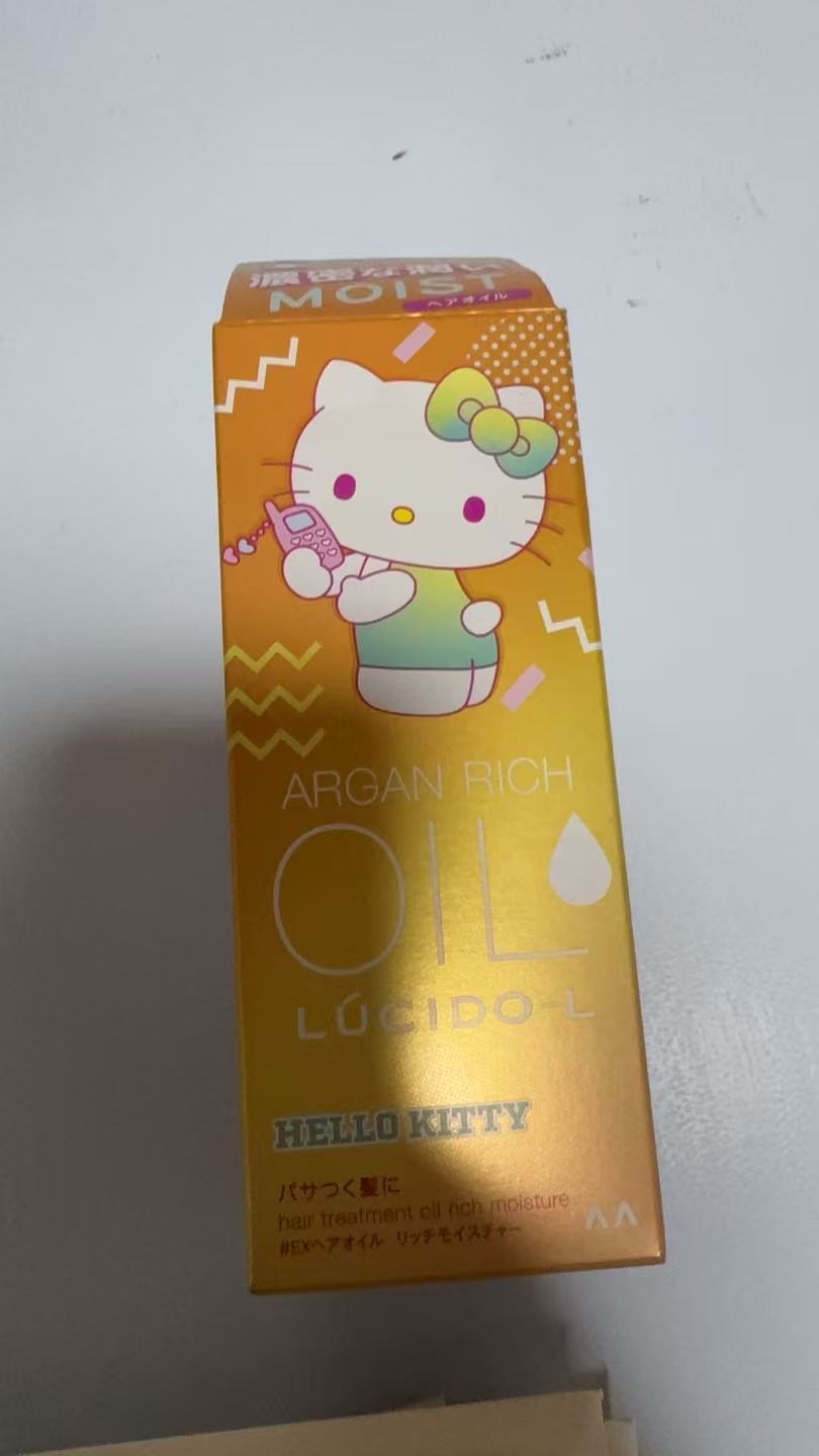 1027 三丽鸥 kt限定 金色改善受损发油改善毛糙