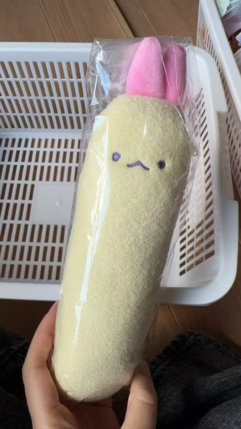 1028 角落生物 黄色蝴蝶结炸虾 长长的 毛绒玩具 