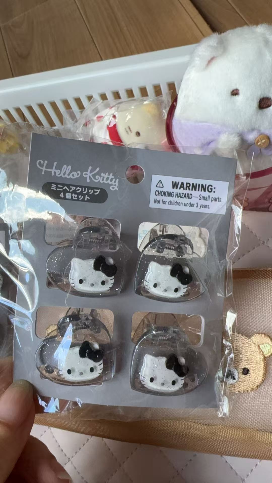 1028 银色爱心扣 kt图案大发夹 4枚装 