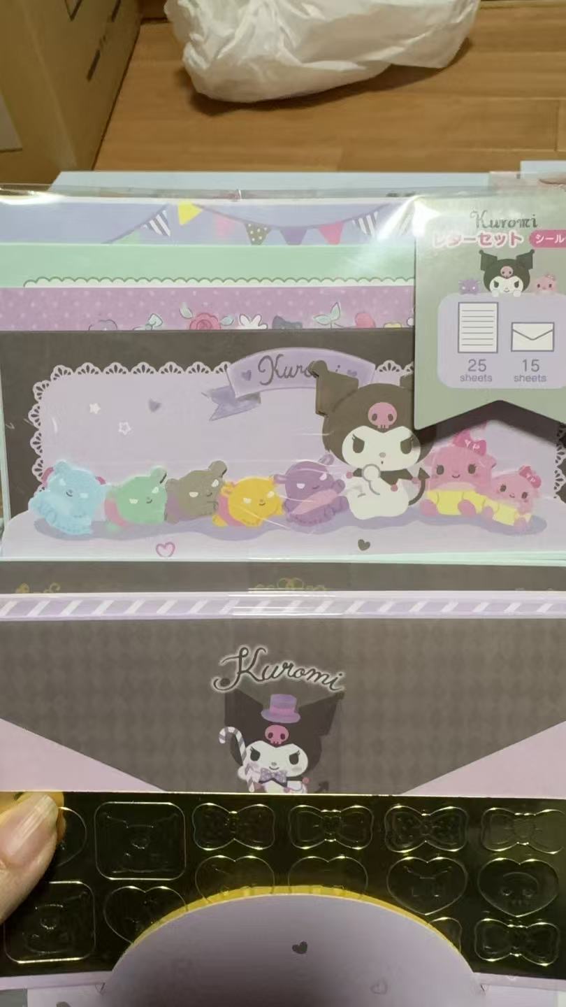 1030 三丽欧库洛米 好几个彩色小怪物 信纸套装 