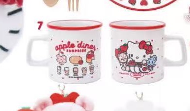 1031 三丽欧红苹果系列 kt坐着小熊小象图案 马克杯 