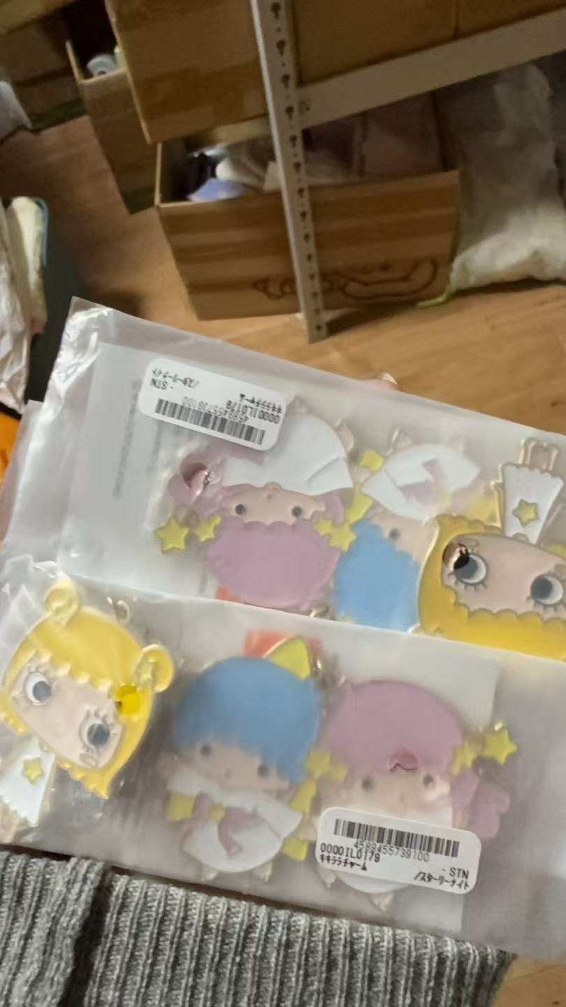 1104 三丽欧 双子星蓝色粉色头发 黄色小女孩 金属钥匙扣