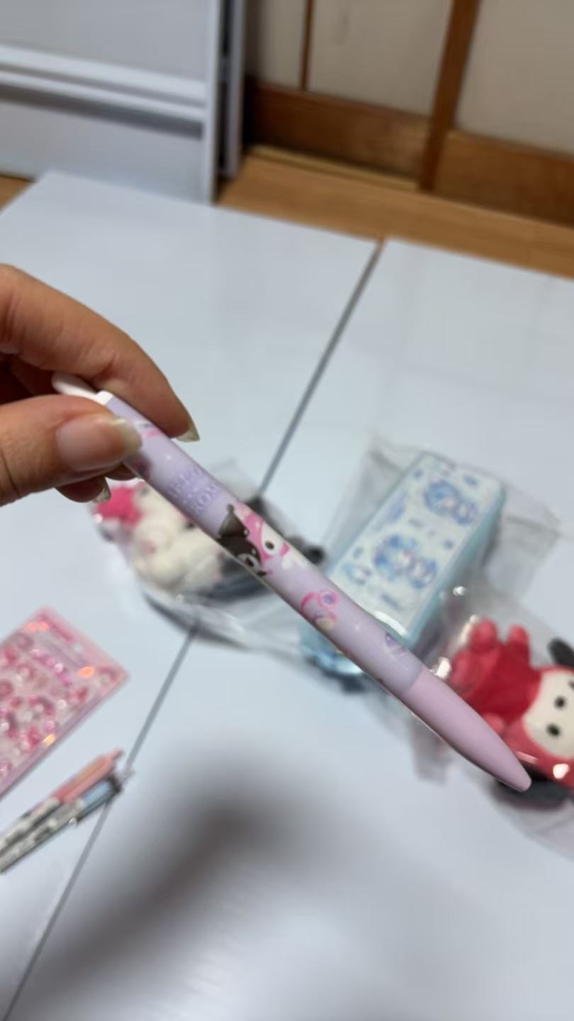 1104 三丽欧紫粉色 库洛米美乐蒂图案 中性笔