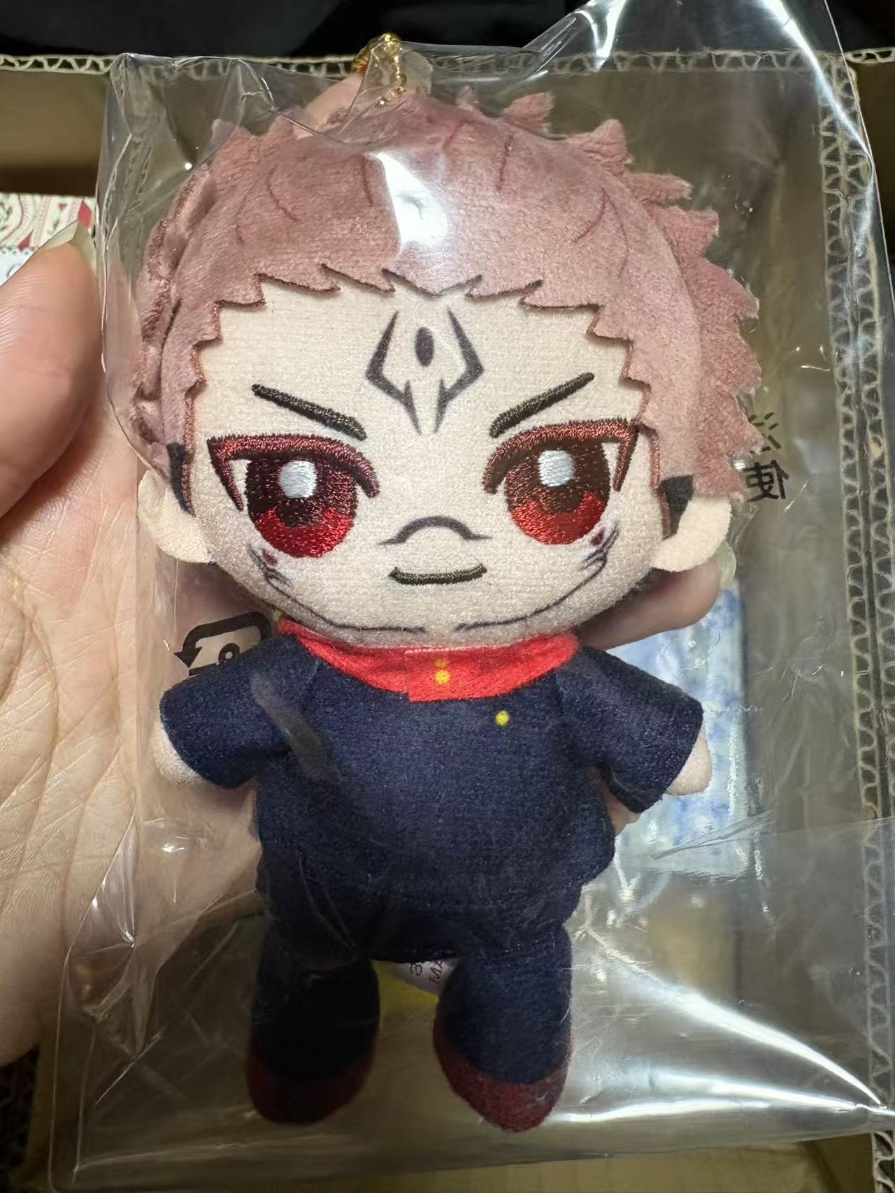 1110 棕色头发 红色眼睛 蓝色身体 红围巾 毛绒挂件