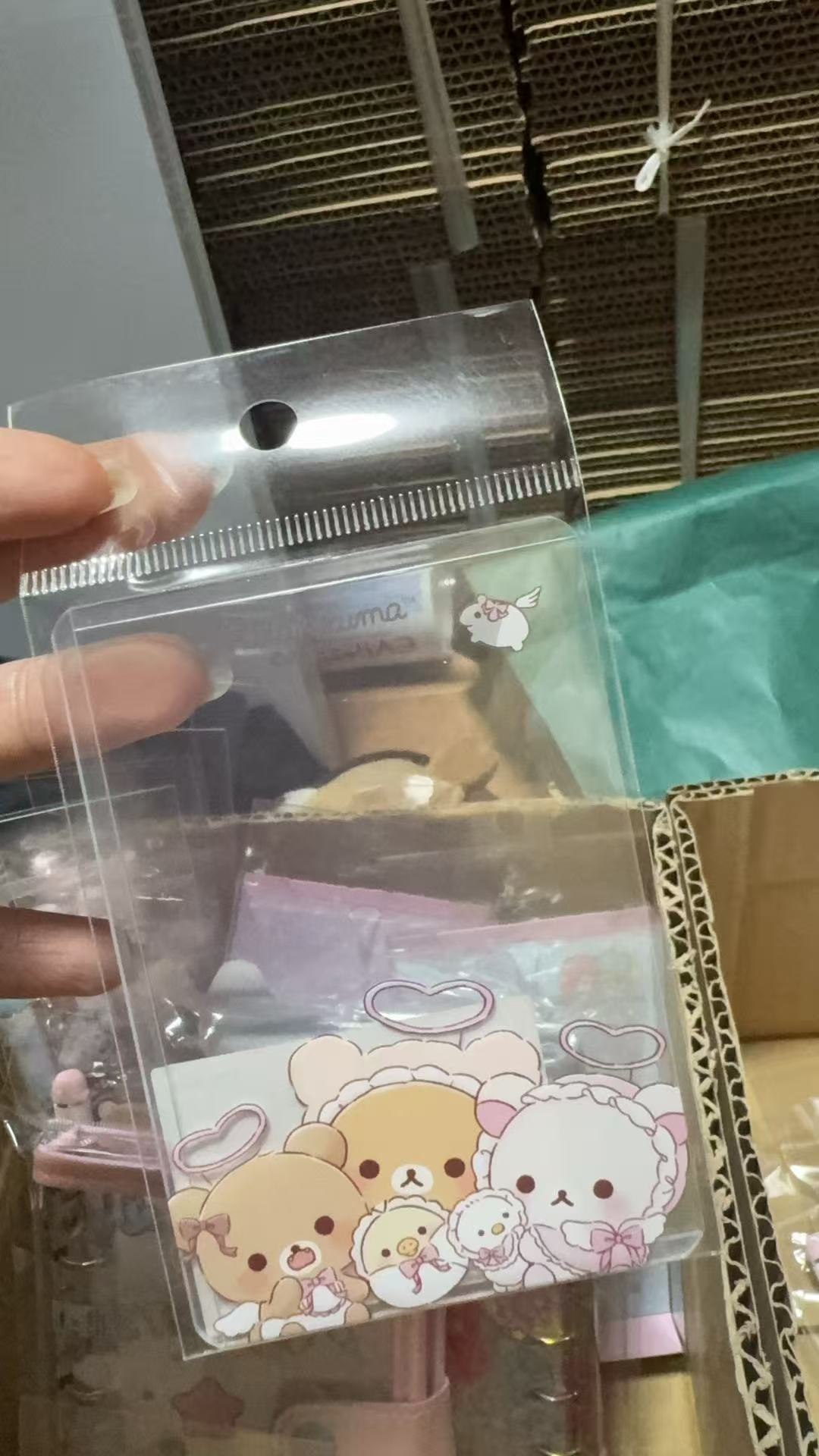 1114 San-X轻松熊与LAFARY联名 黄色小熊B8硬卡套