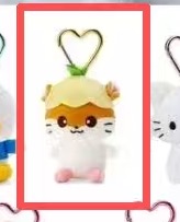 1119 三丽欧 爱心扣 可乐铃 黄色帽子棕脸松鼠 毛绒挂件