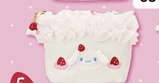 1128 三丽鸥 玉桂狗草莓奶油蛋糕系列零钱包收纳包