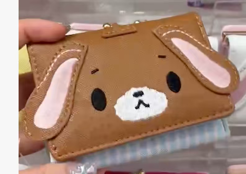 1122 三丽鸥 棕色甜点兔 口金钱包