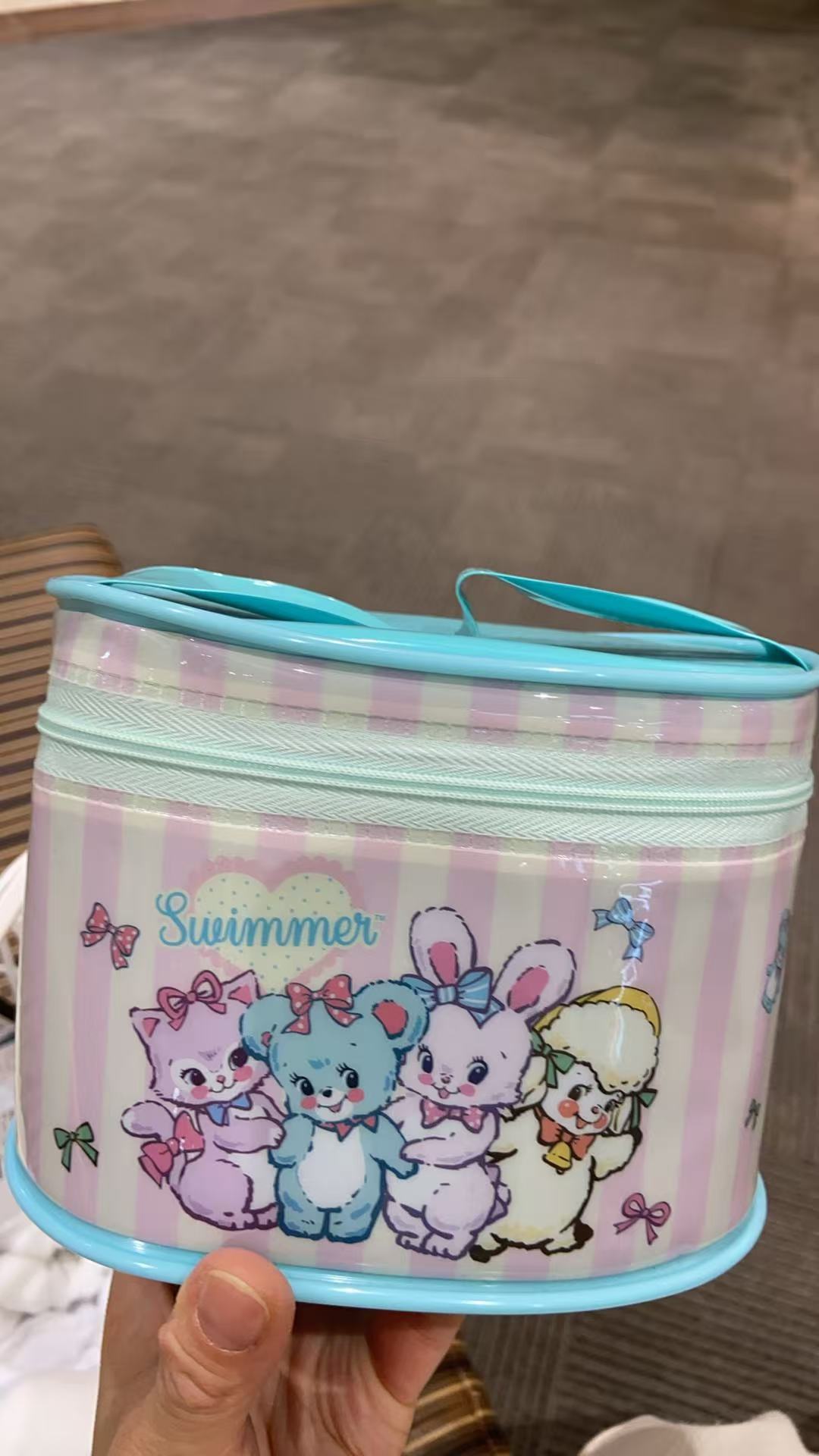 1125 swimmer 粉色盒子化妆包收纳盒