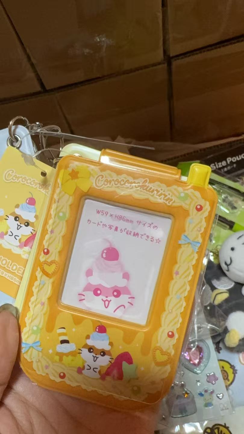 1208 三丽鸥 小松鼠蛋糕手机造型 黄色卡夹