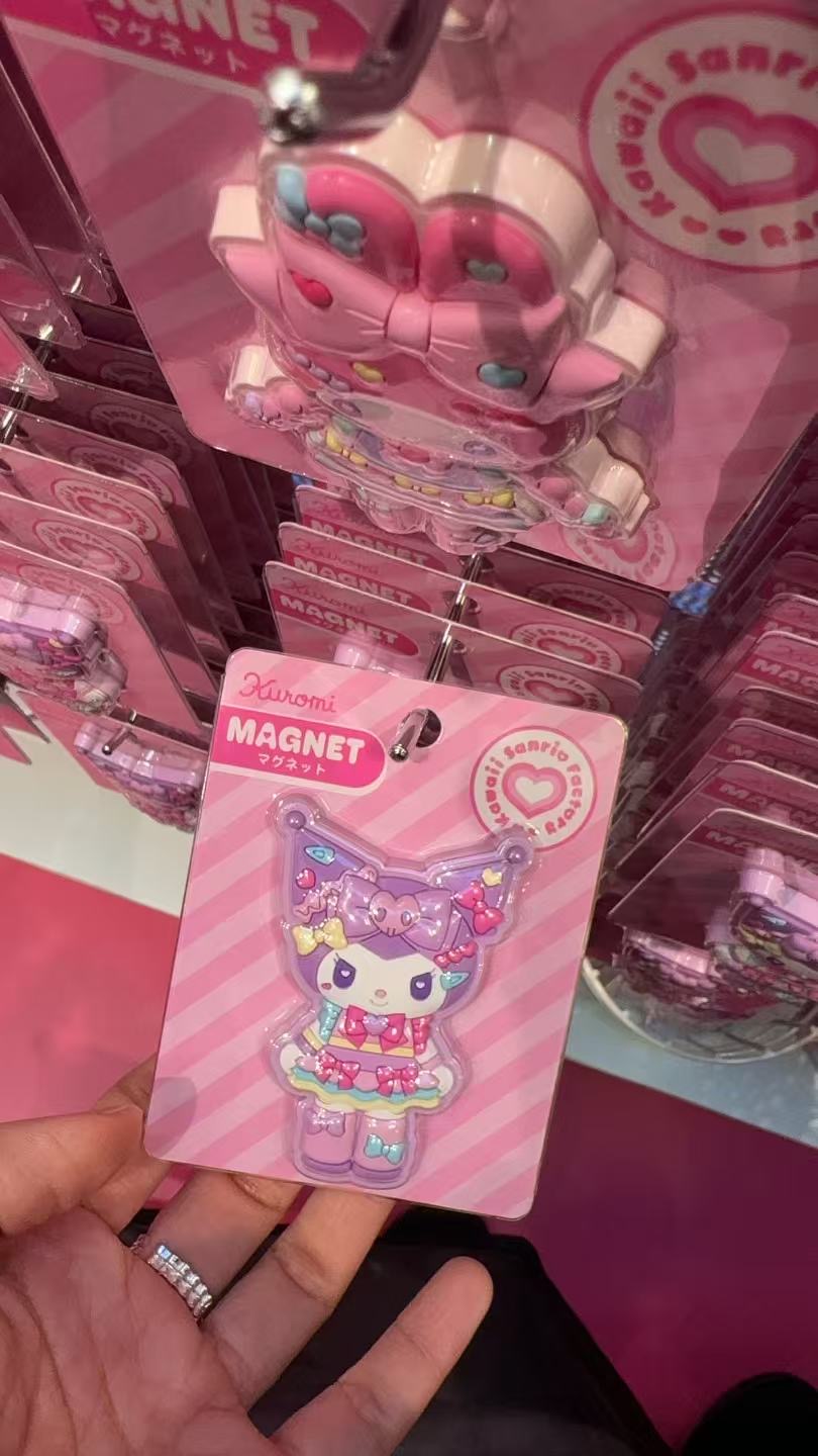 1211 三丽鸥 库洛米原宿限定 长腿 冰箱贴