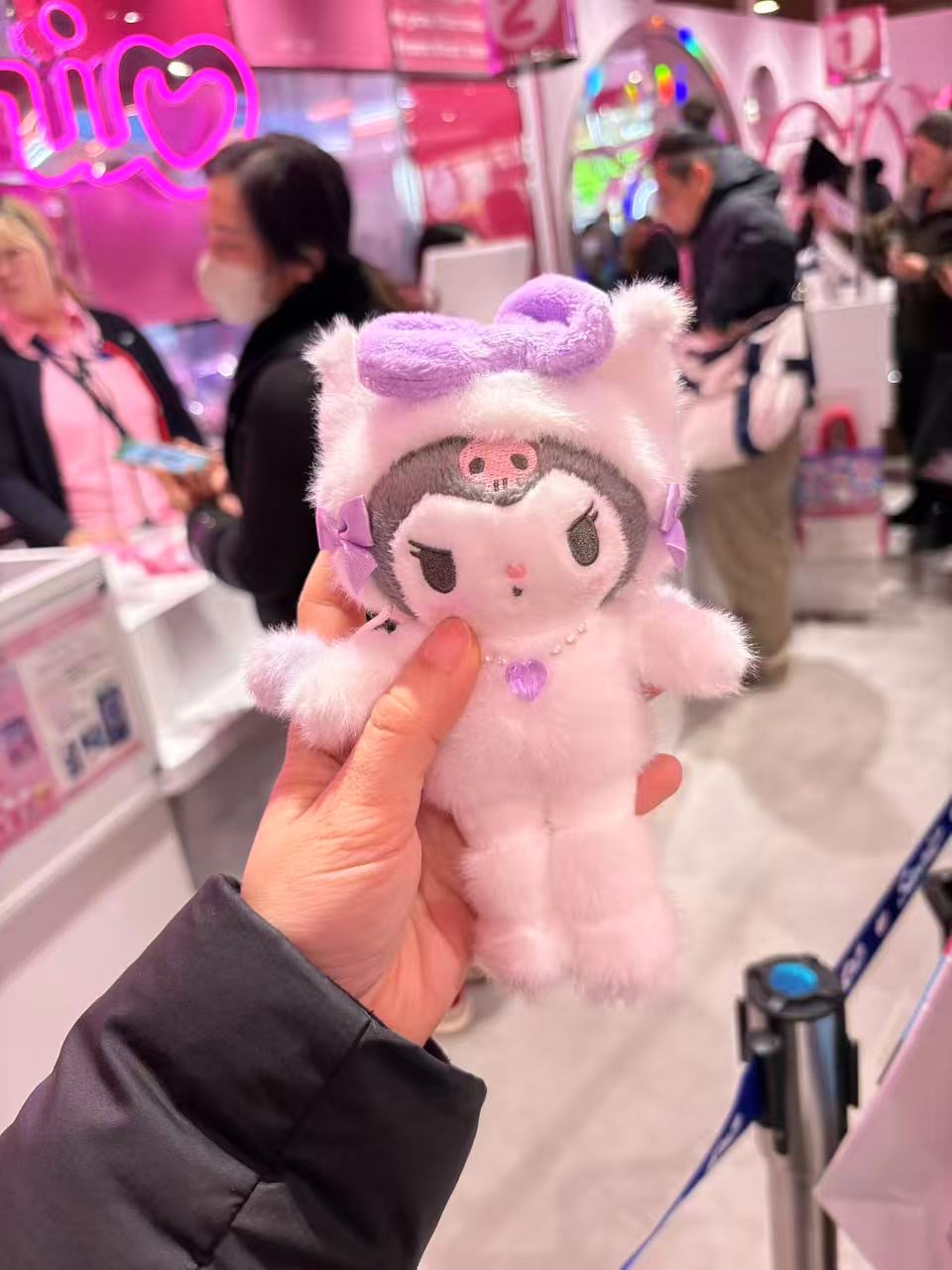 1211 三丽鸥 库洛米限定原宿纯白 长腿 毛绒挂件