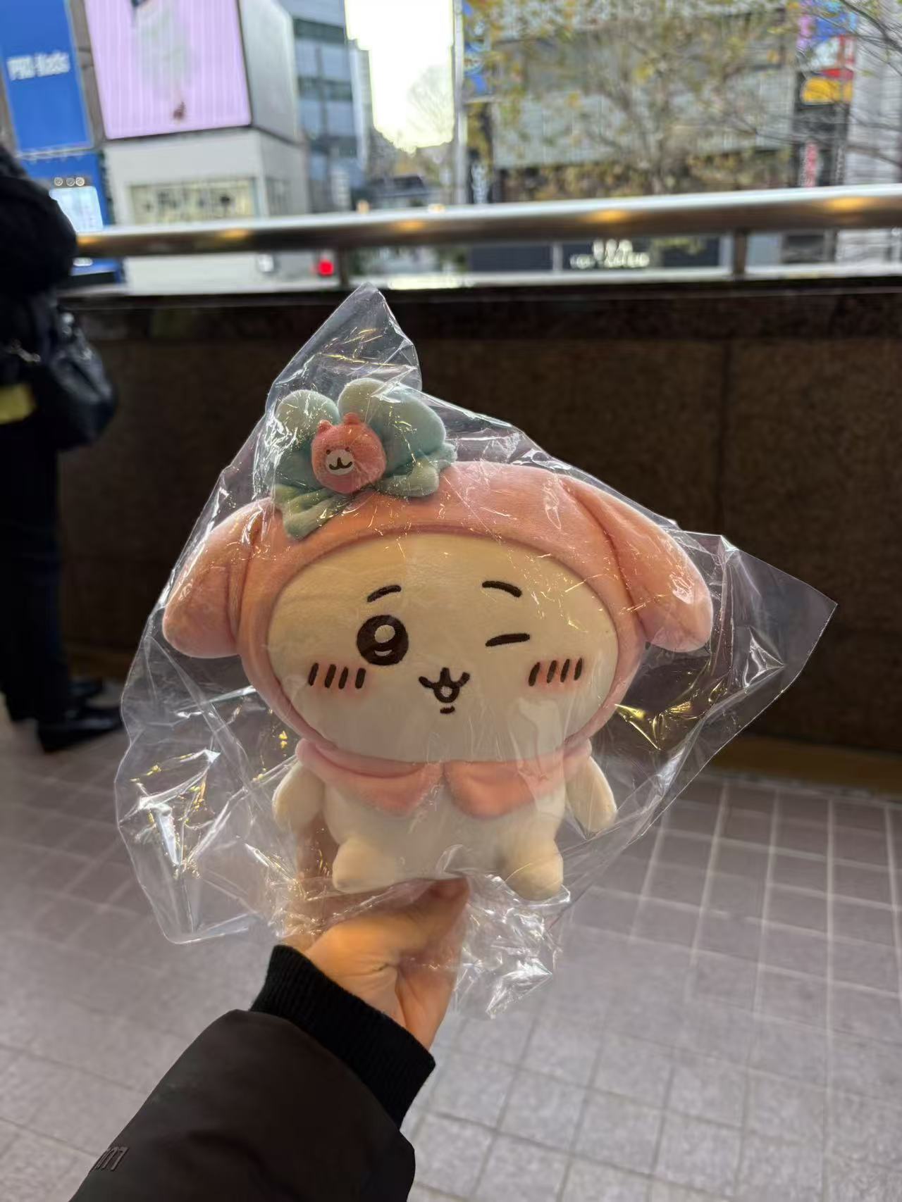 1214 三丽鸥吉伊卡哇 吉伊粉色兔子头套 毛绒玩偶