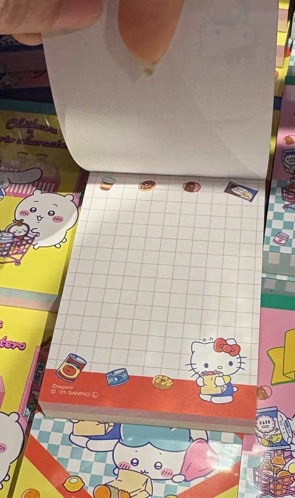 1214 CKW三丽鸥联名小八和kt便签本