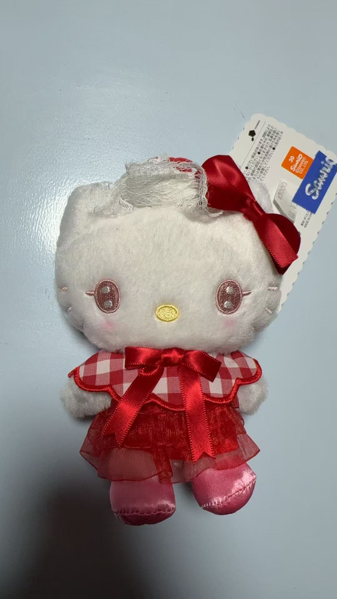 0103 三丽鸥  Kitty穿红色蕾丝裙 毛绒玩偶