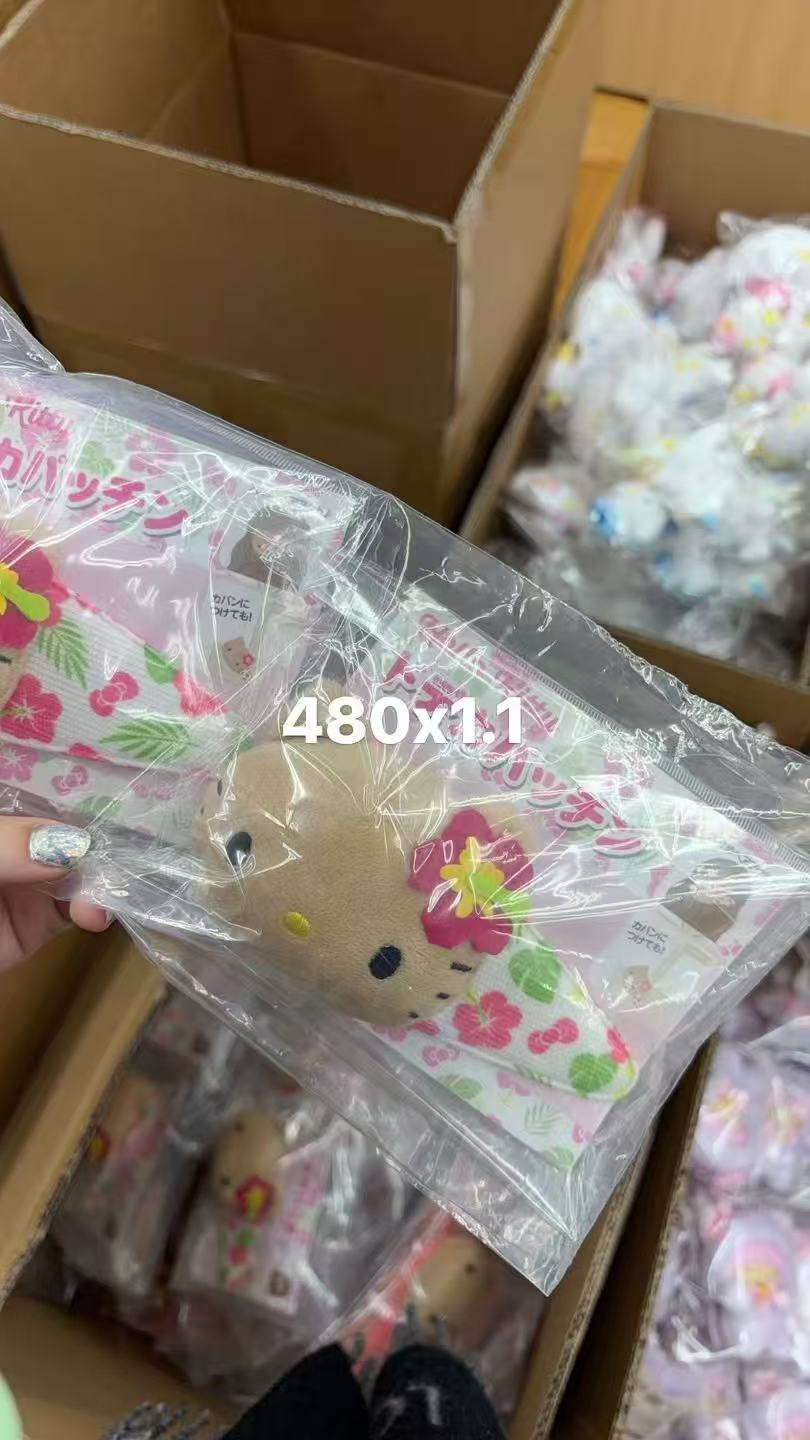 0106 折扣店三丽鸥 黑皮kitty和服元素 发夹