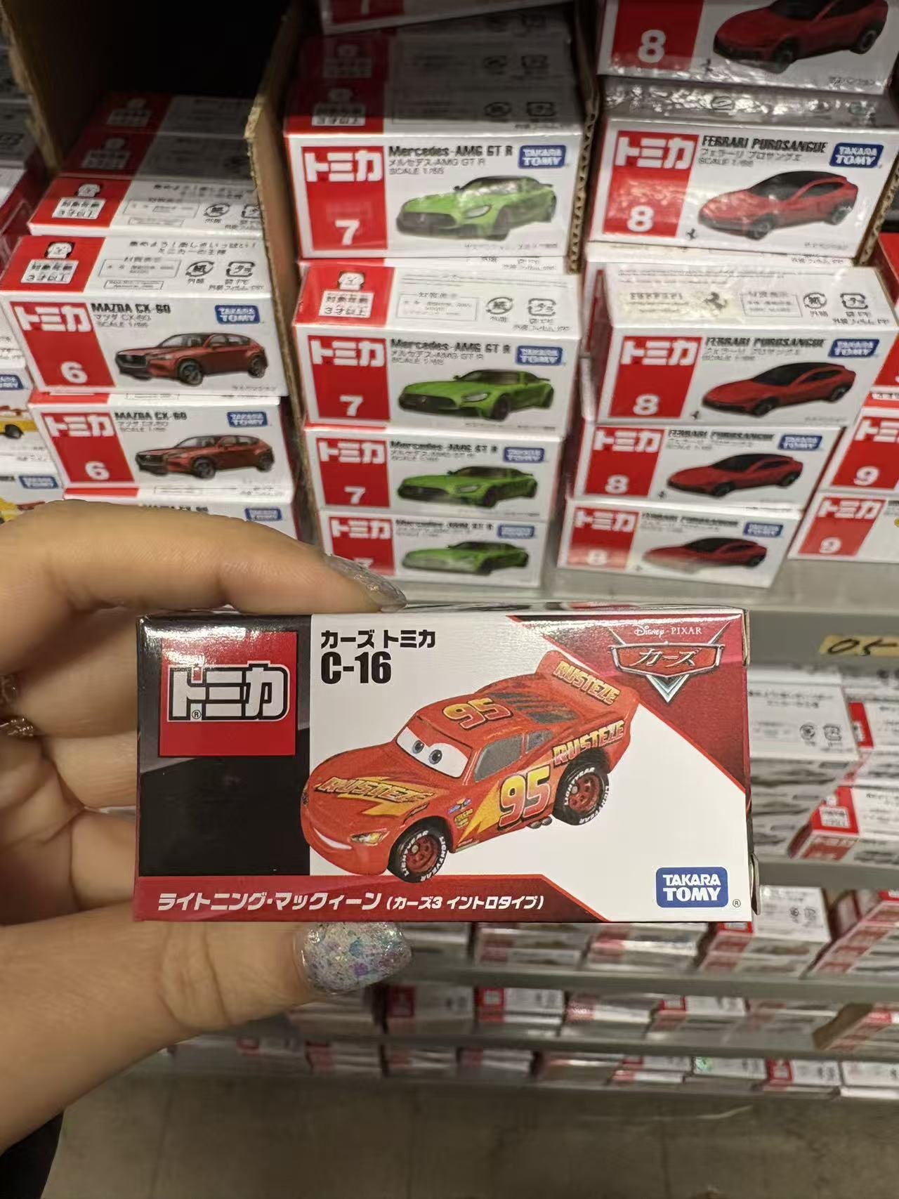 0114 多美卡红色麦昆小车