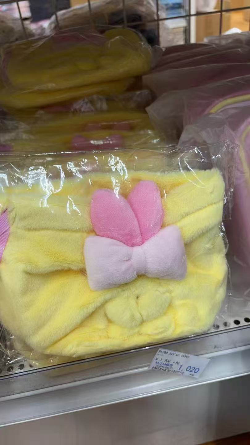 0114 折扣店三丽鸥 天妇罗毛绒抽绳收纳袋