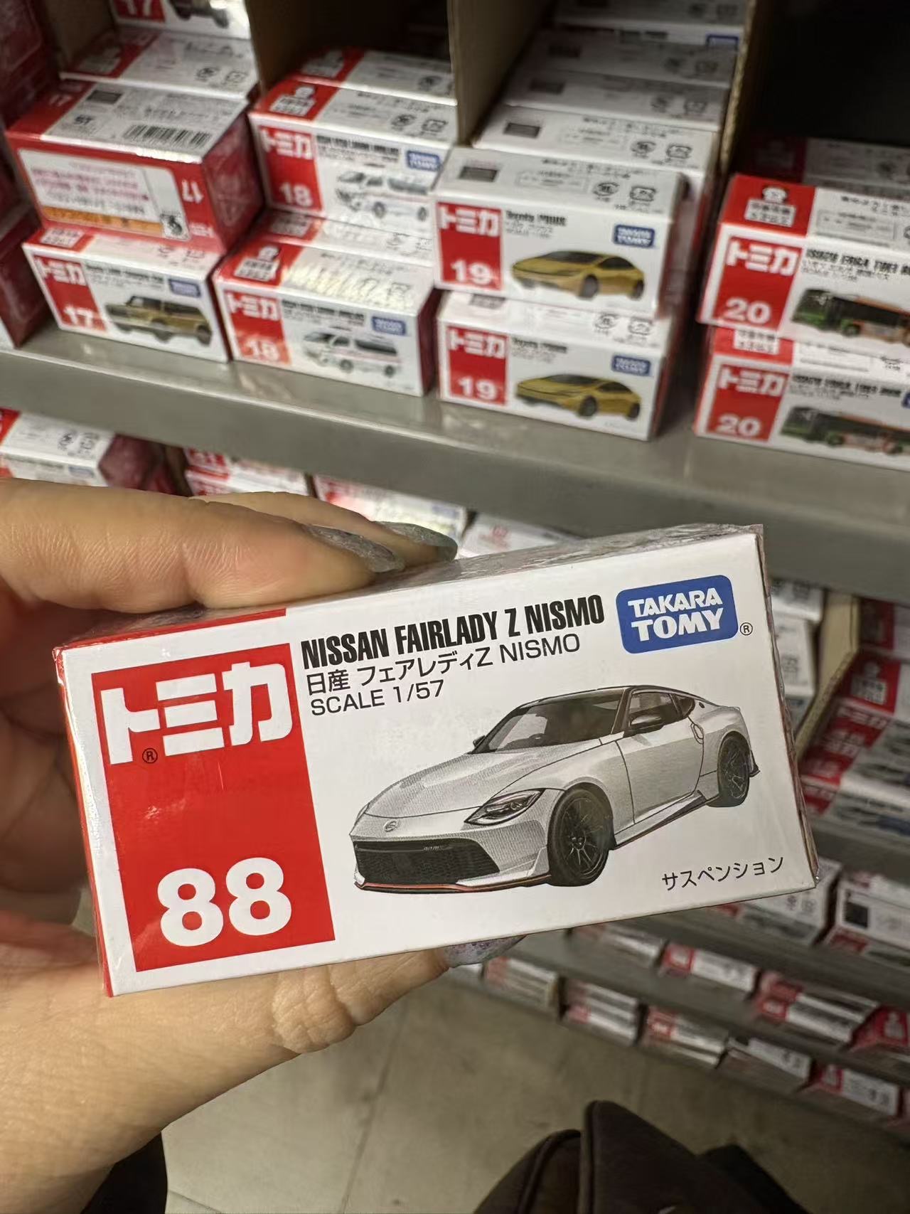 0114 多美卡88号小车