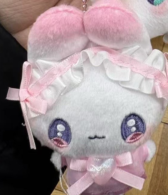 0114 折扣店 魔法莓莓 粉色毛绒挂件