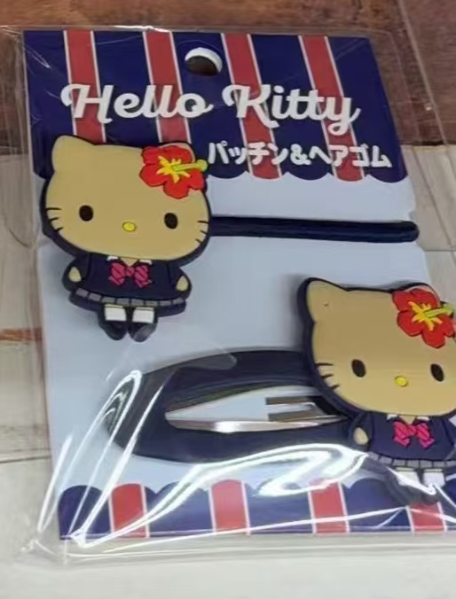 0116 折扣店三丽鸥 黑皮穿jk裙kitty 发夹和发圈