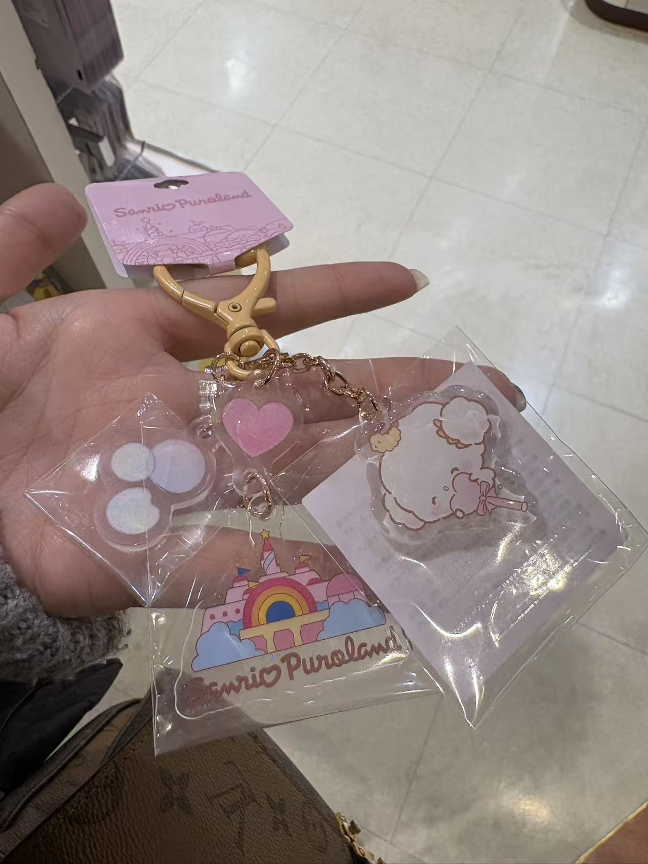 0123 三丽欧小麦云亚克力挂件