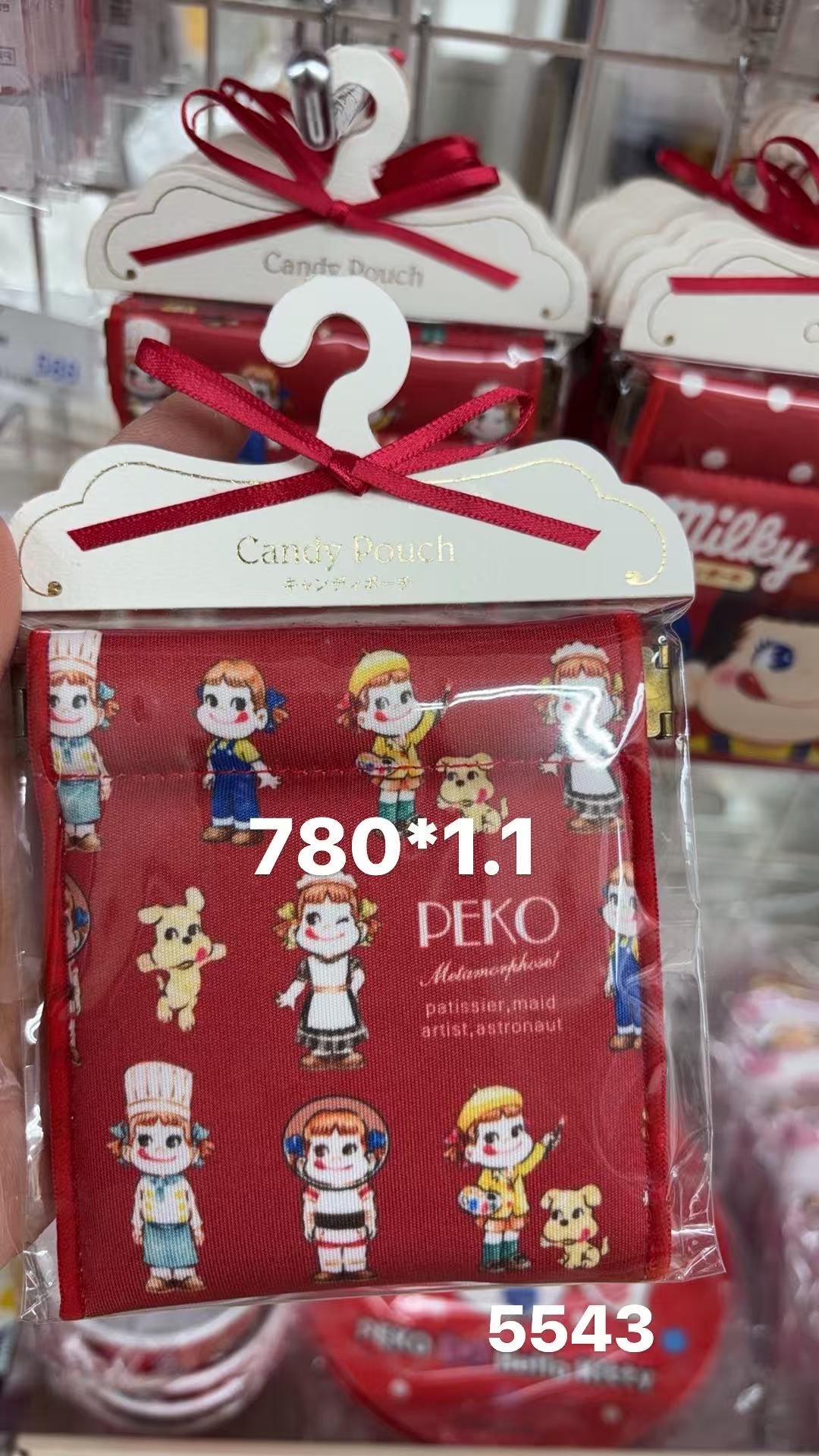 0128 折扣店 不二家红色小狗图案 收纳袋