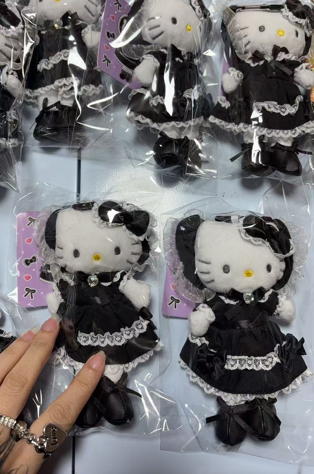 折扣店贵妇黑色hellokitty