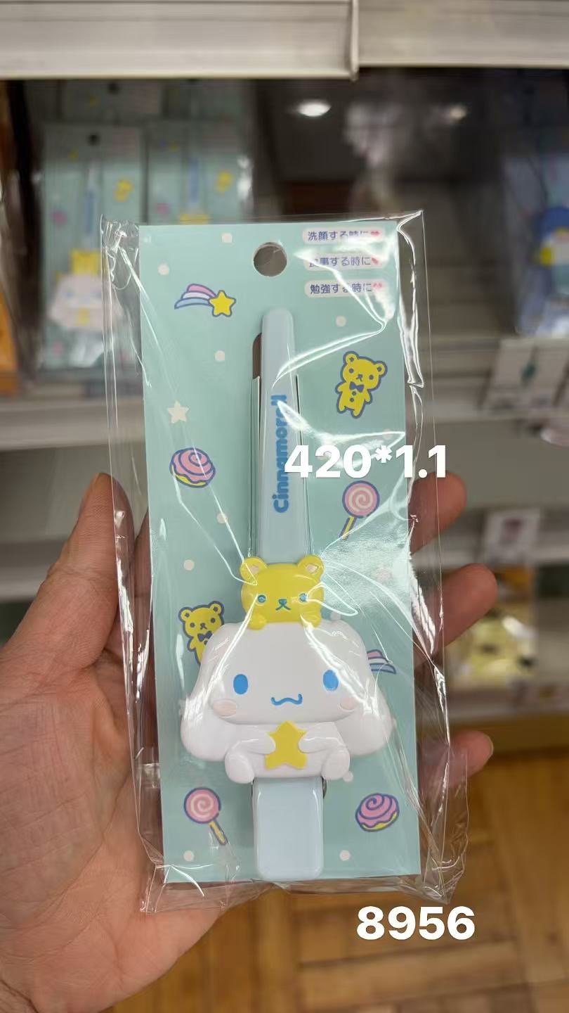 0203 折扣店 三丽鸥 玉桂狗长发夹