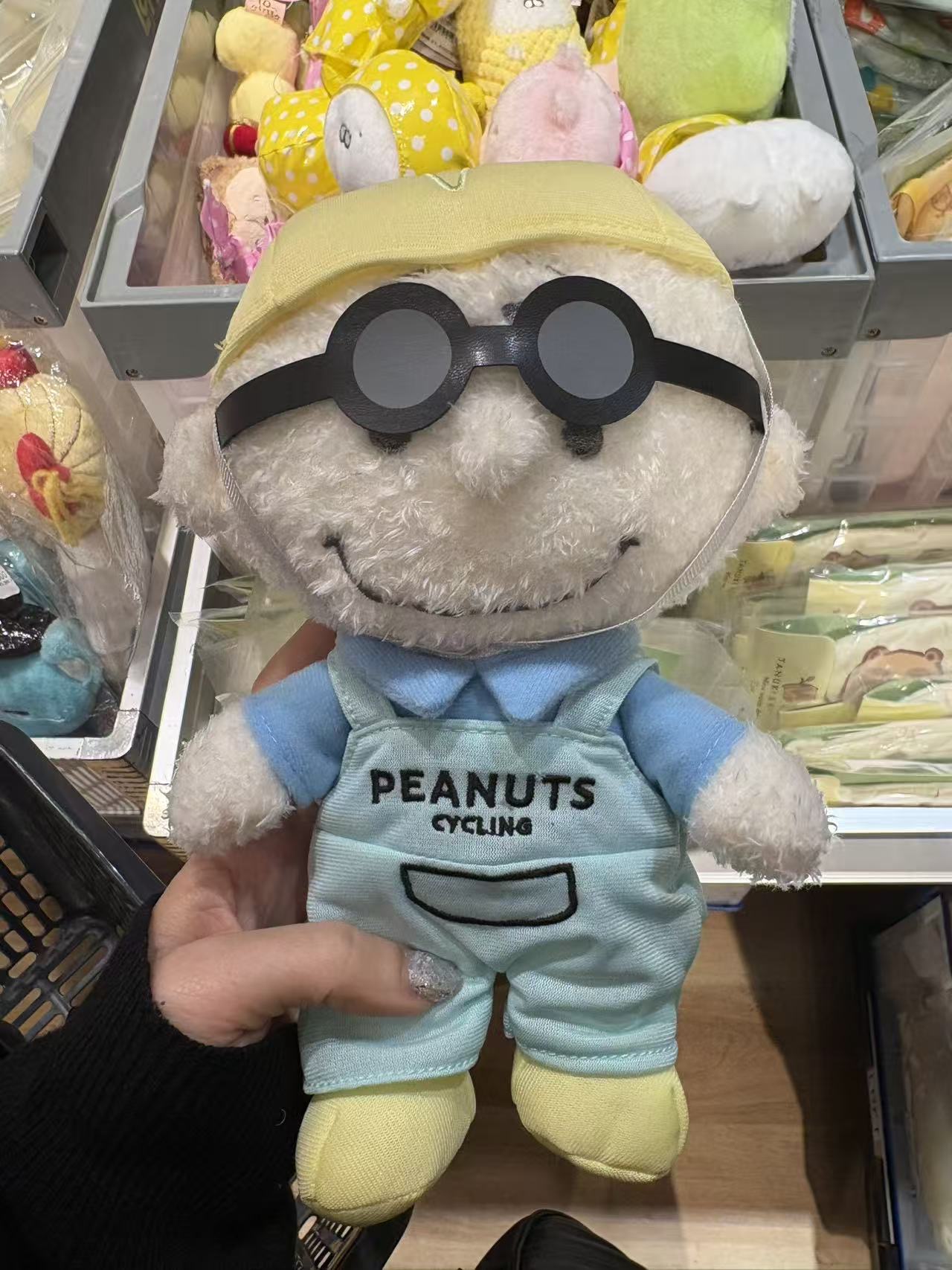 0211 史努比 查理戴墨镜 毛绒玩偶5折