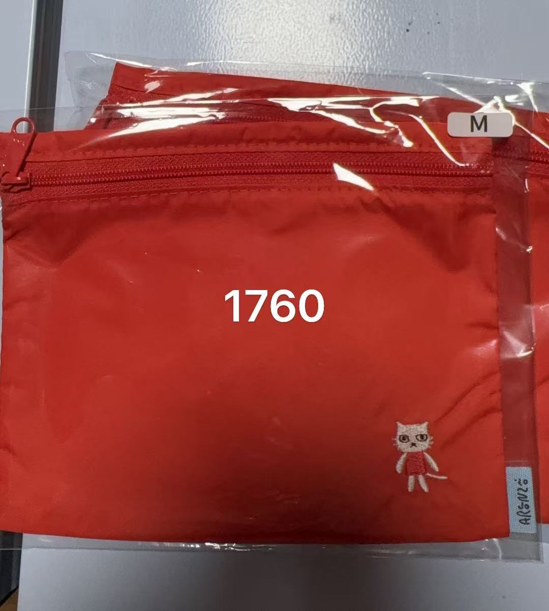 0214 阿朗基刺绣猫咪收纳包红色M号