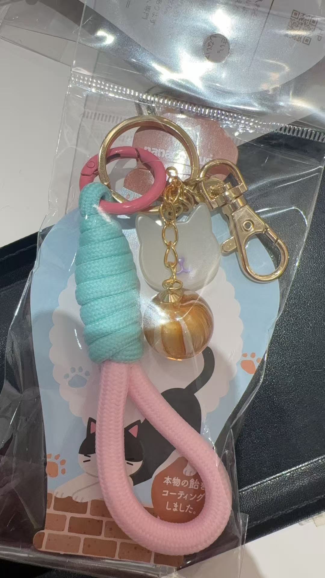 0215 糖果屋猫咪主题款式粉色绳 黄色条纹糖挂件