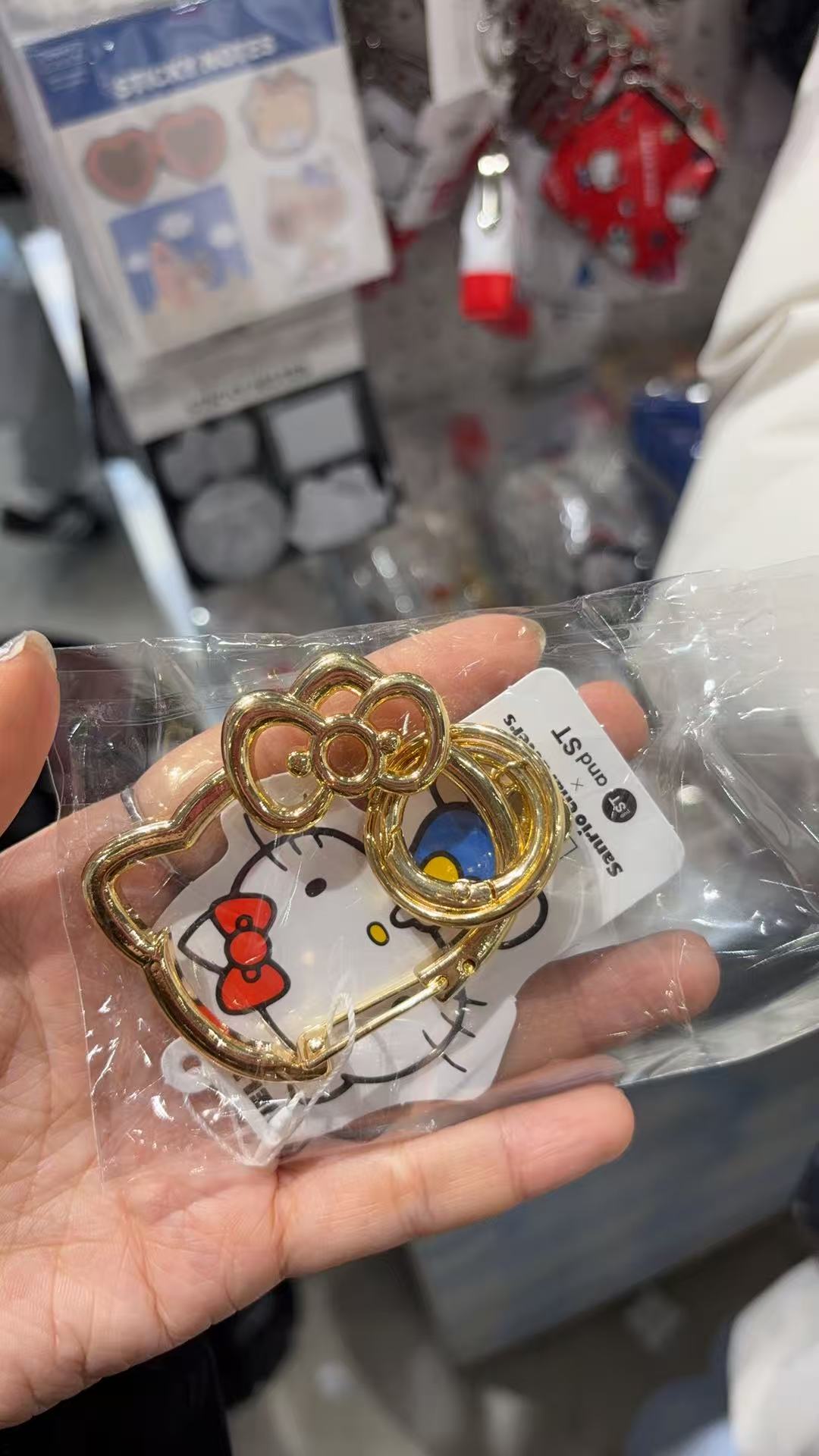 0218 三丽鸥 Kitty大头形状 黄色挂件