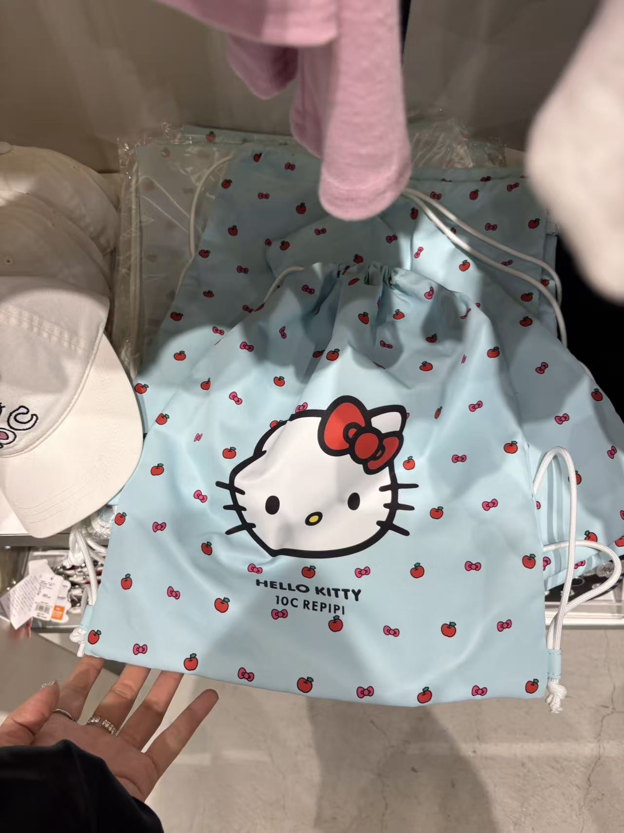 0218 三丽欧kt 蓝色 束口袋