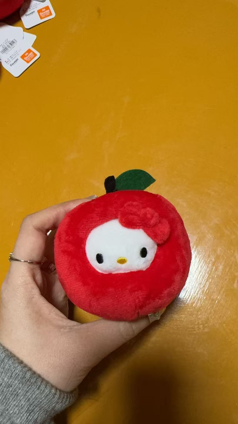 0227 ME 三丽欧苹果kt挂件 51汇 